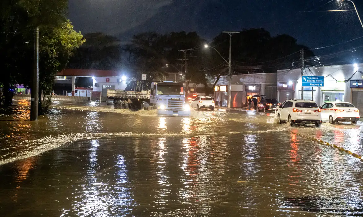 Defesa Civil alerta para chances de inundações no norte do RS