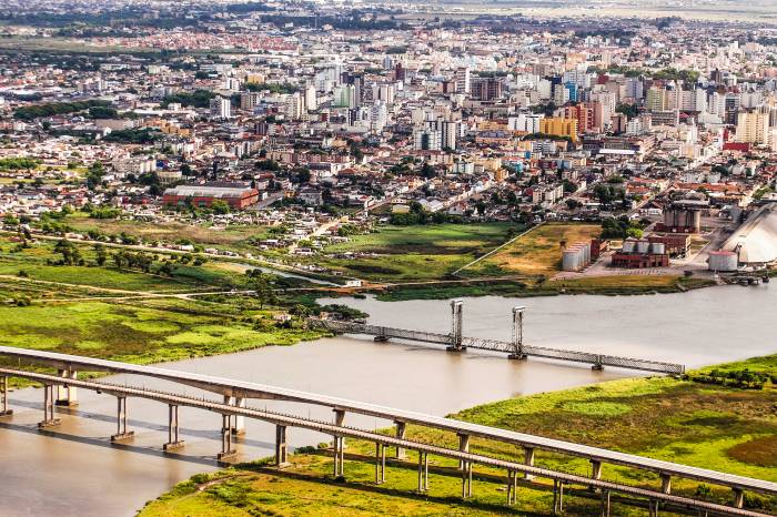 Semana de Pelotas tem exposição coletiva de fotos da cidade