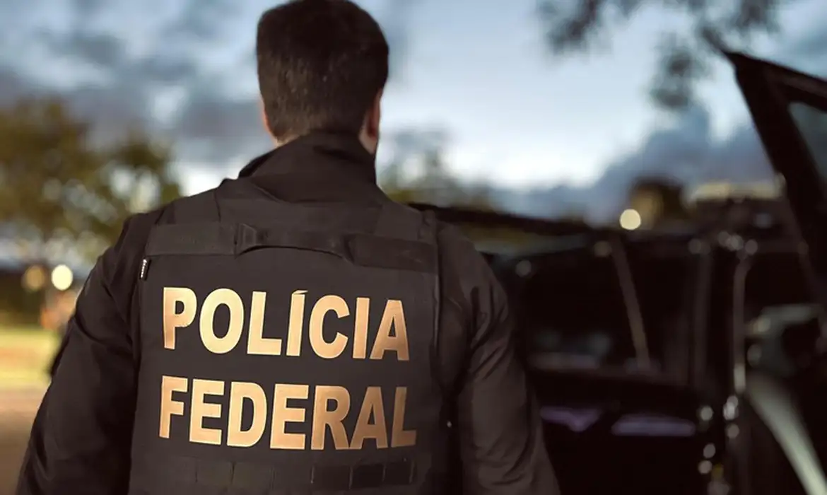 Casal é preso no Rio por falsificar alvarás para soltar traficantes